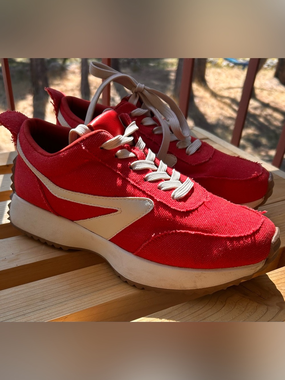 Women’s Red Casual Lace-Up Sneakers